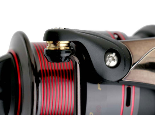 Безынерционная катушка с байтраннером Flagman Squadron Pro Pellet Feeder 5000